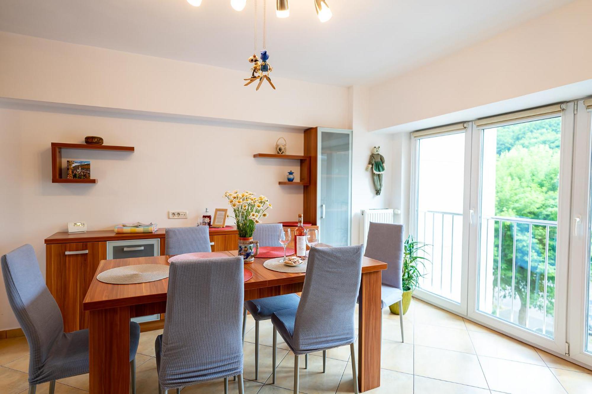 Metropolitan Wildscape View Apartment Brasov Luaran gambar